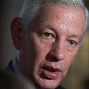 加拿大总理杜鲁多任命滑铁卢大学校监鲍达民为新任驻华大使