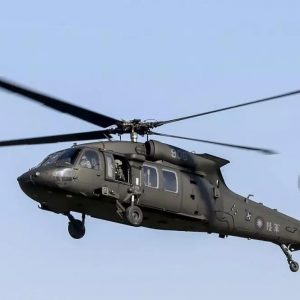 突发!黑鹰坠落,台军”参谋总长”失联