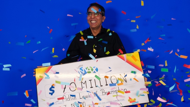 七千万加元!这个男人拿走安省最大的彩金 之前他已经不断中奖