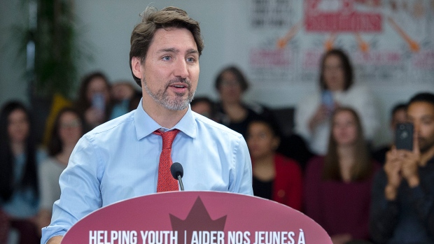 总理刚刚说,加拿大的风险仍然很低,加拿大与国际社会合作研究新型冠状病毒