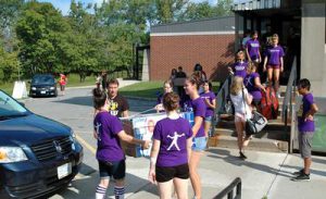 大学秋季继续网上教学 学生宿舍能否提前解约退租?