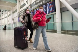 【短消息】加拿大延长外国游客入境禁令至7月31日 下周多伦多炎热体感达40℃ 欧盟今起向15国开放边境