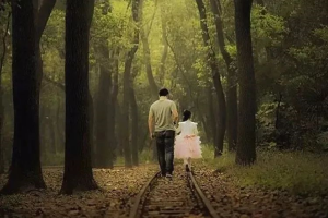 甜犊情深:妈妈离家出走后 父女俩的故事 感人泪下