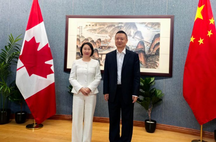 多伦多华人团体联合总会新一届常委拜会中国驻多伦多总领馆