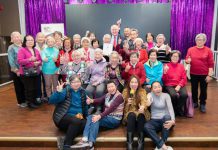 逾350位華人長者齊聚萬錦 市長盛讚前所未見 聖誕午餐學習暨派對圓滿舉行